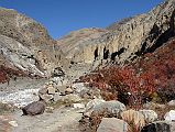 27 Chorten As The Trail Nears Phu 